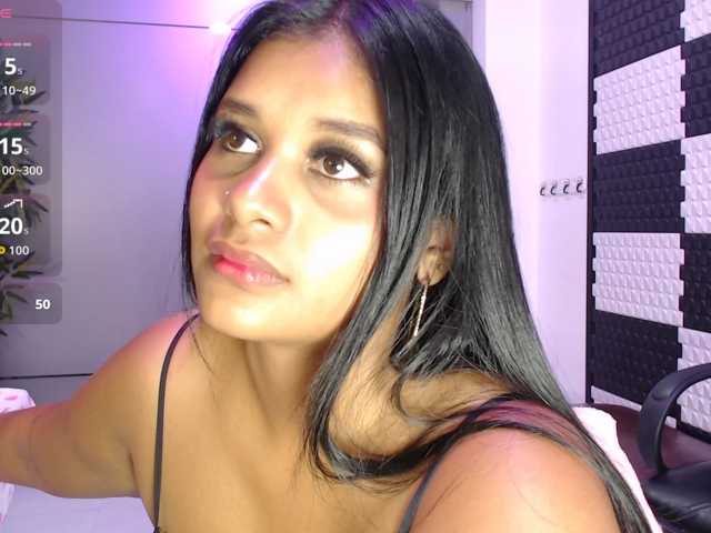 BrunetteExposito