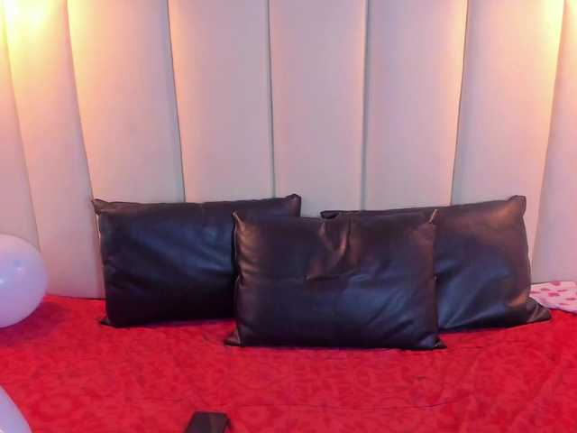 BrunetteExposito — live female cam