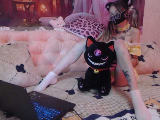 LittleNaughtyKitten