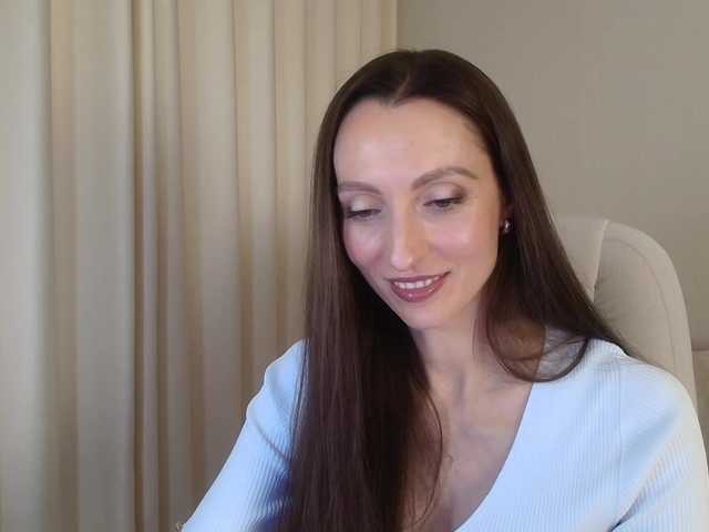 IceLady live cam preview