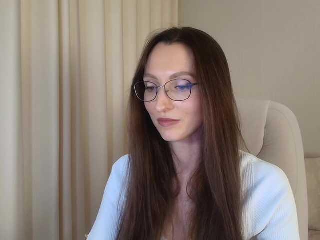 IceLady live cam preview