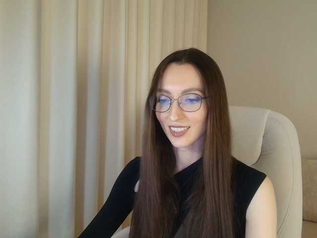 IceLady live cam preview
