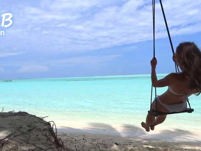 IceLady live cam preview