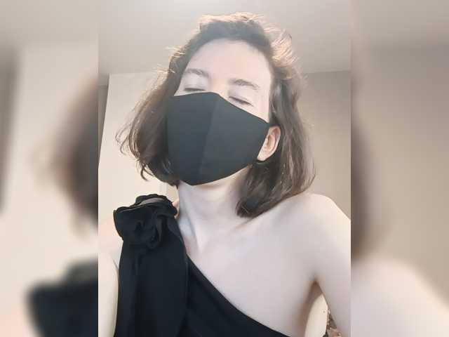 Lovelina live cam on BongaCams