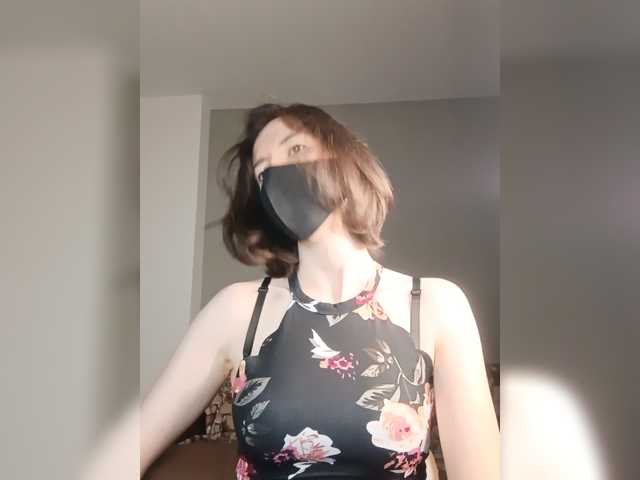 Lovelina live cam on BongaCams