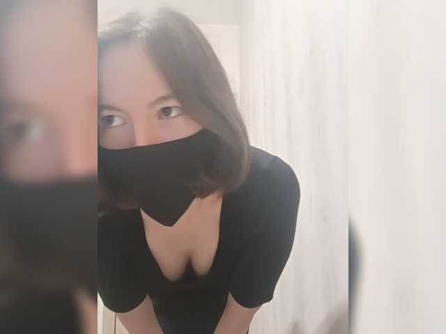 Lovelina live cam on BongaCams