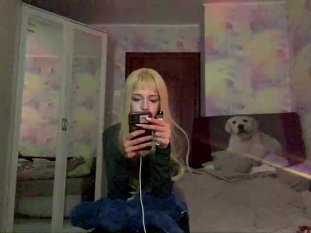 Yumiku live cam on BongaCams