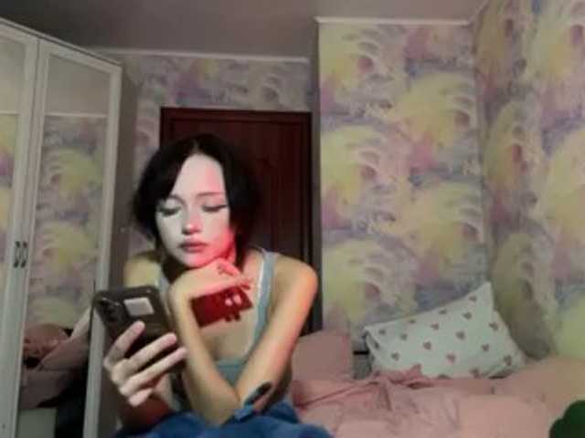 Yumiku live cam on BongaCams