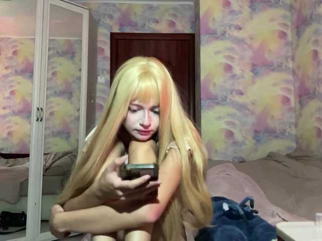 Yumiku live cam on BongaCams