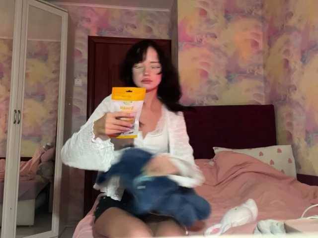 Yumiku live cam on BongaCams