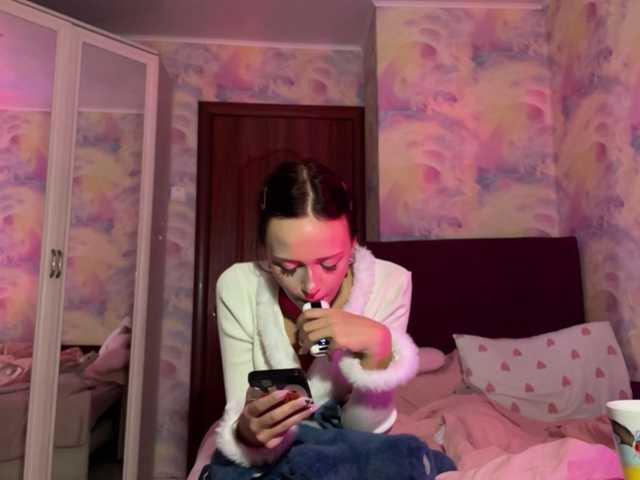Yumiku live cam on BongaCams