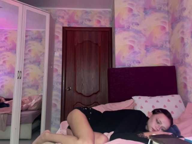 Yumiku live cam on BongaCams