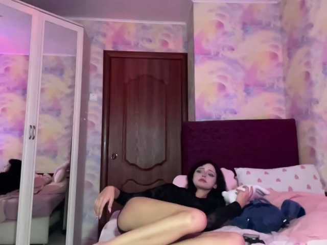 Yumiku live cam on BongaCams