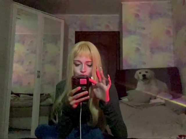 Yumiku live cam on BongaCams