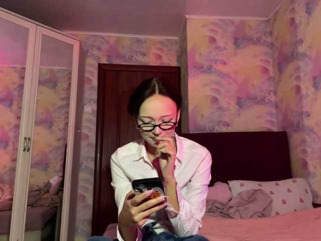 Yumiku live cam on BongaCams