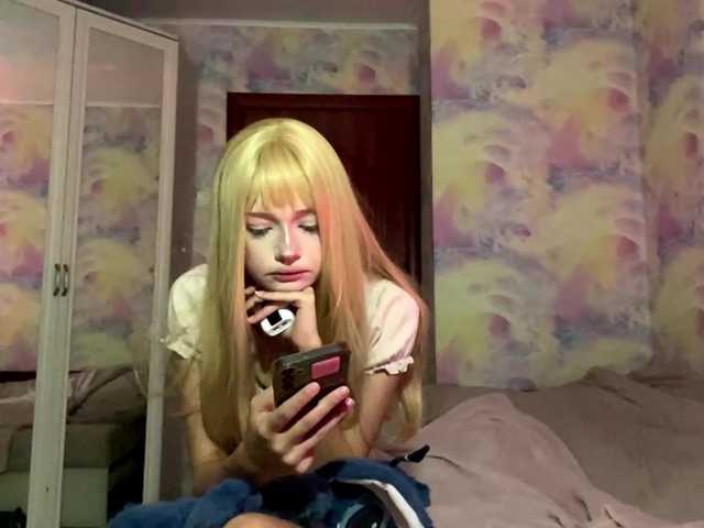 Yumiku live cam on BongaCams