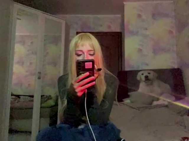 Yumiku live cam on BongaCams