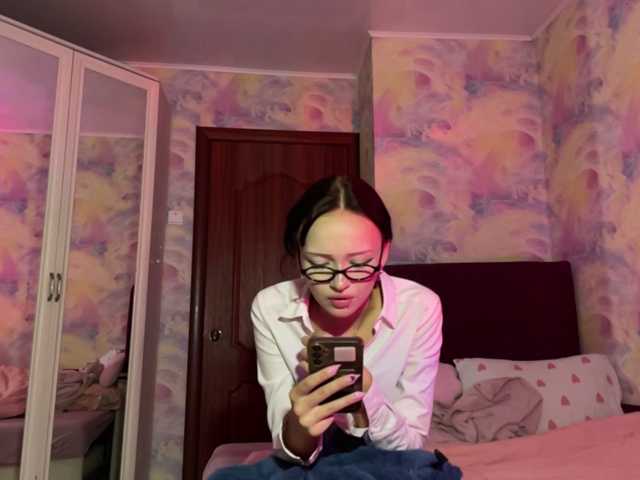 Yumiku live cam on BongaCams