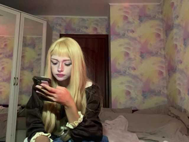 Yumiku live cam on BongaCams