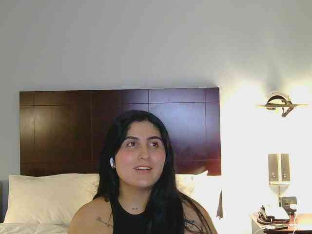 Zarahiltonn webcam
