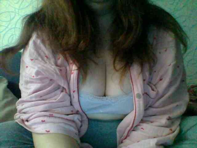 Eluna77 webcam