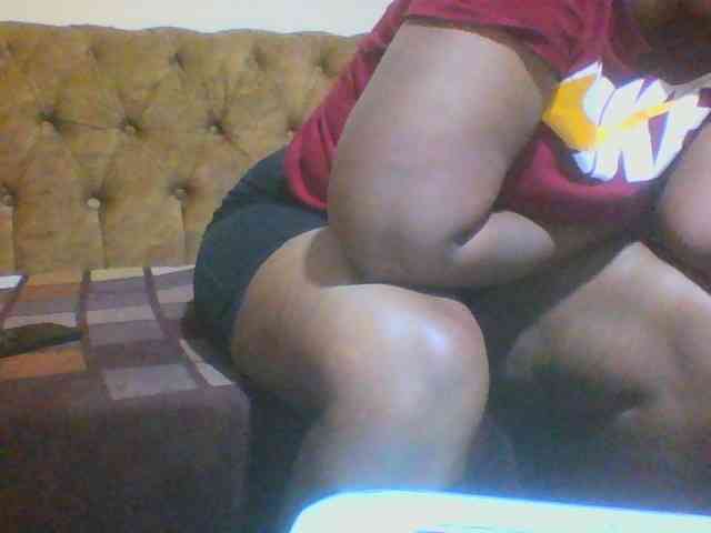 Bigbooty-1 webcam