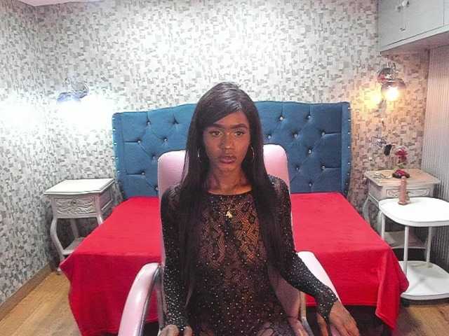 DayanaraWest live cam on BongaCams