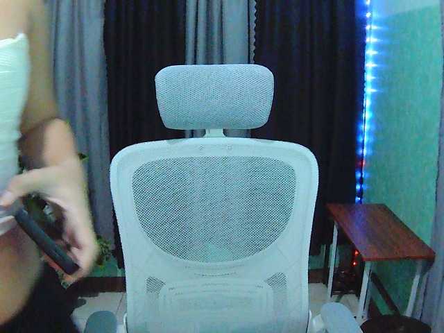 ElischenX21 live cam preview