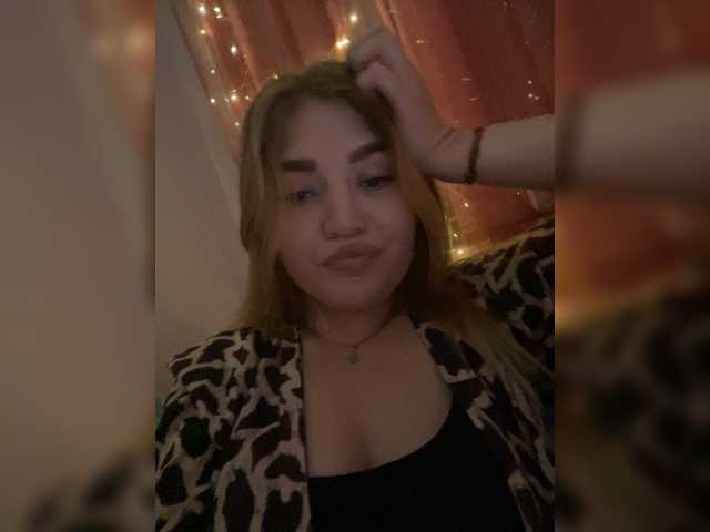 Anetta28 live cam on BongaCams