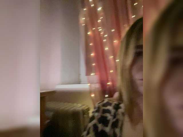 Anetta28 live cam on BongaCams