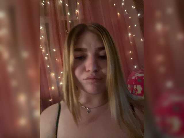 Anetta28 live cam on BongaCams