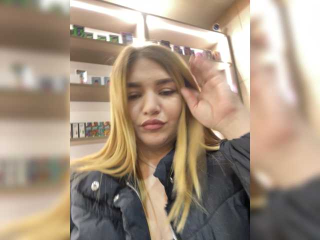Anetta28 live cam on BongaCams