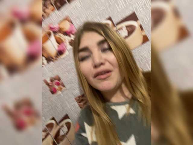 Anetta28 live cam on BongaCams