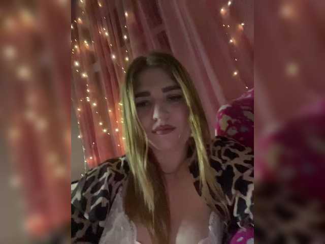 Anetta28 live cam on BongaCams