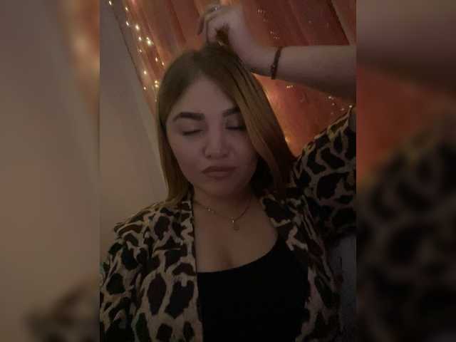 Anetta28 live cam on BongaCams