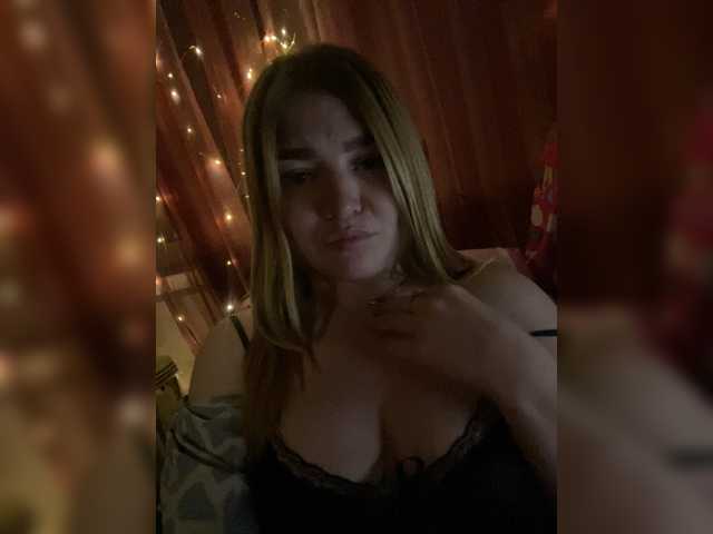 Anyutinka69 live cam preview