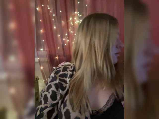 Anyutinka69 webcam