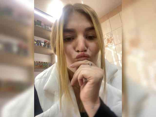 Anyutinka69 webcam
