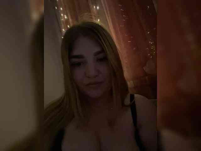 Anyutinka69 webcam