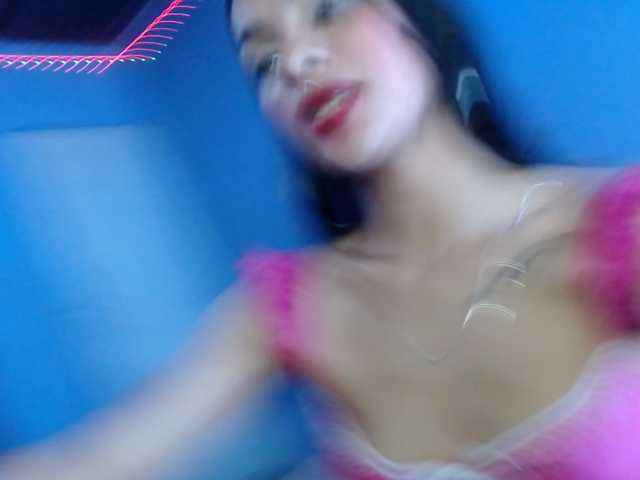 Andreitha live cam on BongaCams