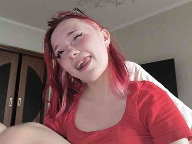 IamDarkWillow webcam
