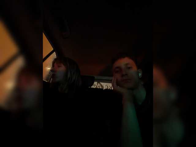 Gluboko21 live cam preview