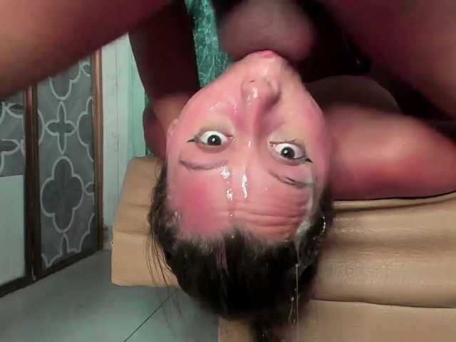 Kickandpuch live cam on BongaCams