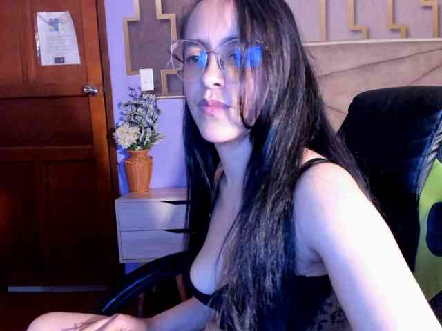 cristina-whitee
