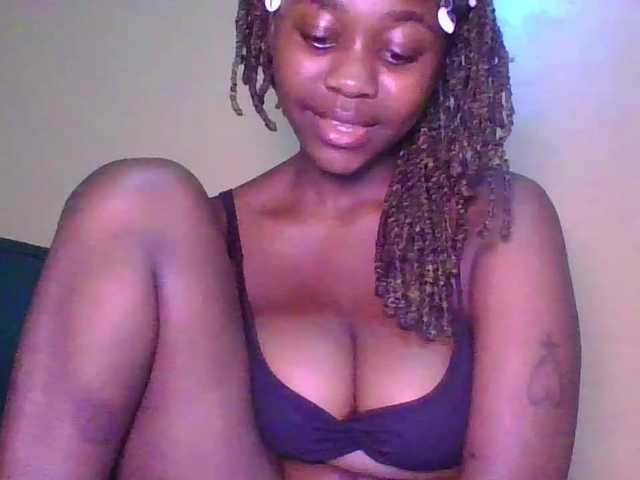 EbonyLustful live cam on BongaCams