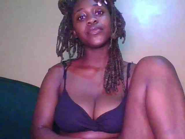 EbonyLustful webcam