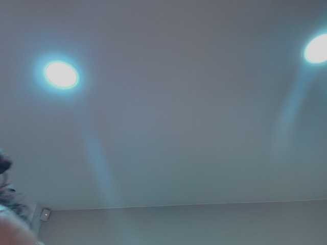CharlotteRoux live cam preview