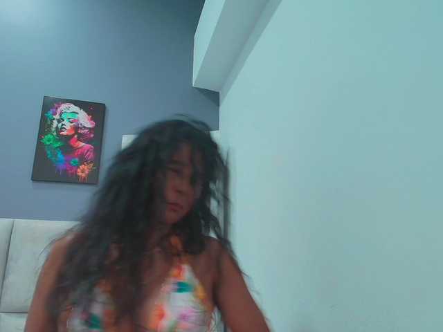CharlotteRoux live cam on BongaCams
