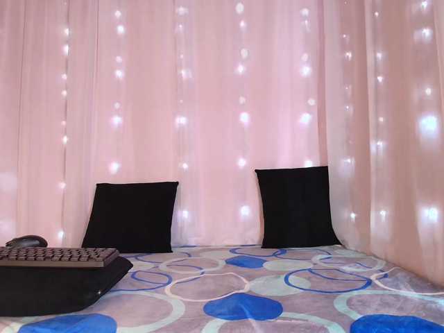 EllieRyder live cam on BongaCams