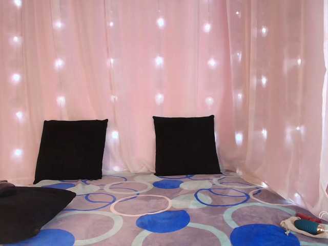 EllieRyder live cam on BongaCams